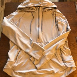 Athleta women’s long sleeve pullover